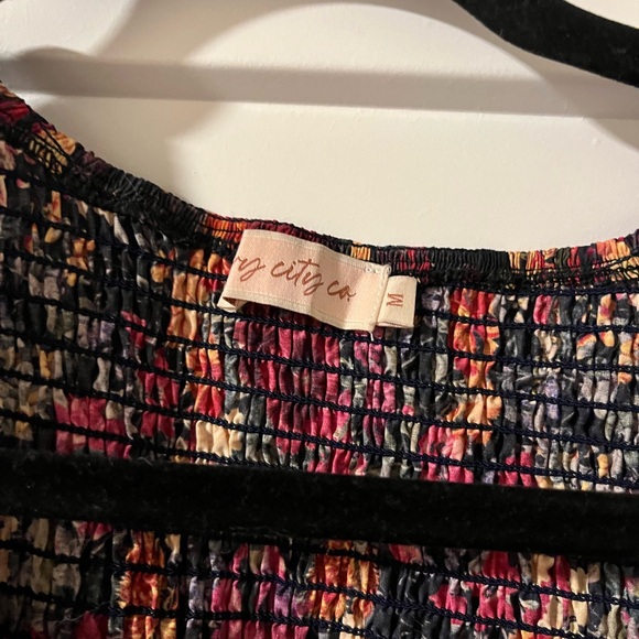 Ivy City Co Hattie Floral Ruffle Sleeve Midi Dress - Picture 7 of 7